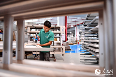 看望南康家具“垂曲工场”：“工业上楼” 财产