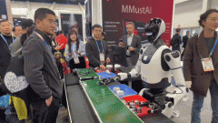 中国机械人炸场拉斯维加斯CES这些财产链或送机